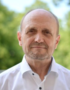  Burkhard Schulze