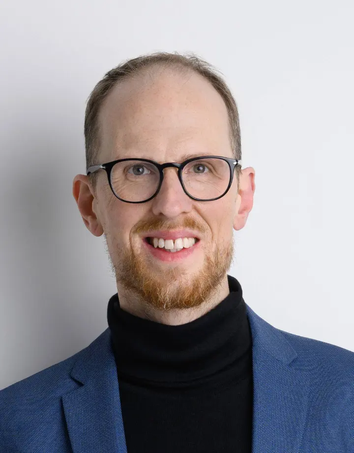 Dr.