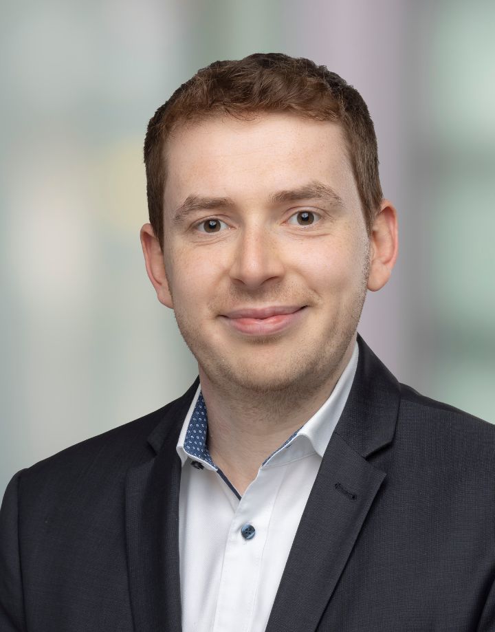 Maximilian Grey