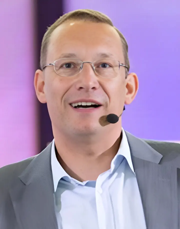 Bernhard Fey