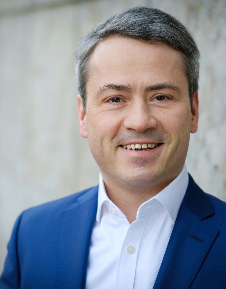 Tobias Grau